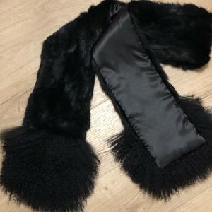 Black bebe mongolian scarf One Size